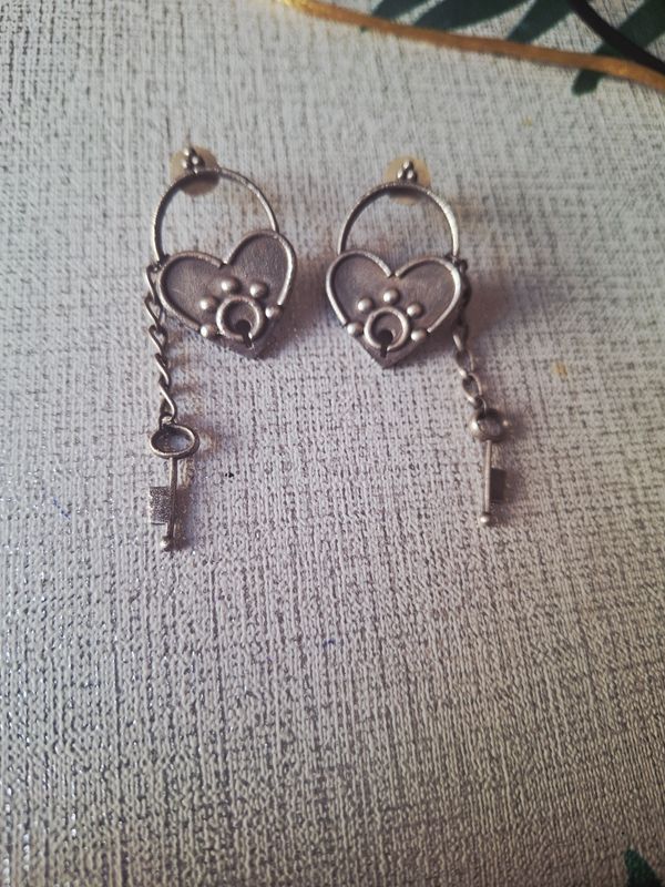 Pendiente Yokan vintage corazón 