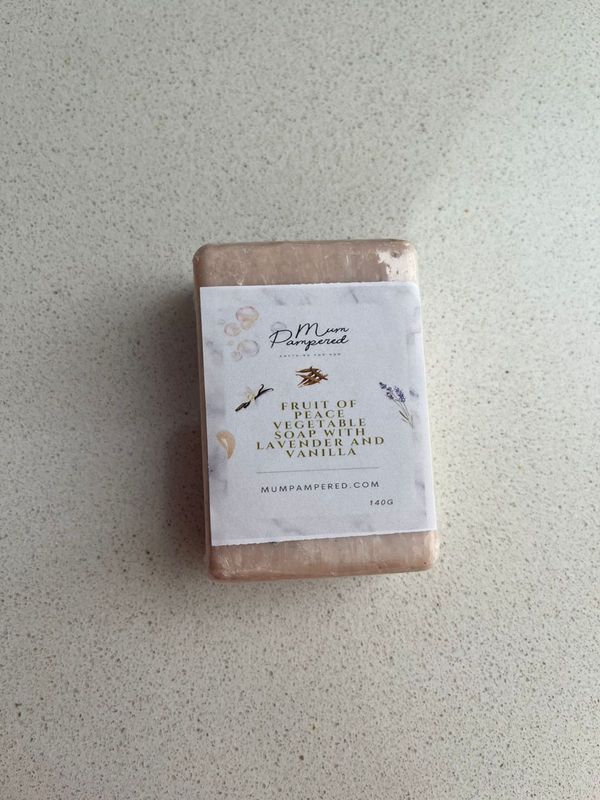 Vegetable soap with fruit of peace, lavender and vanilla