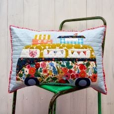 46368 Delilah&#39;s Day Out Cushion Pattern $18.
