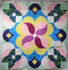 95432 Posh Blossoms quilt pattern &amp; fabric kit $207