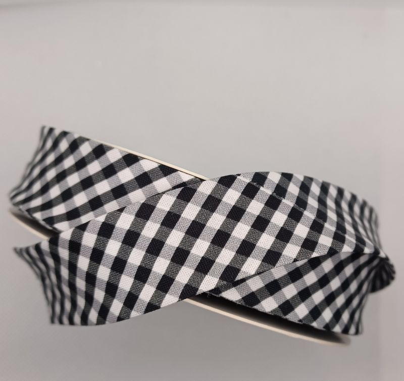 Bias Binding Check Black &amp; White $2.50 per mt