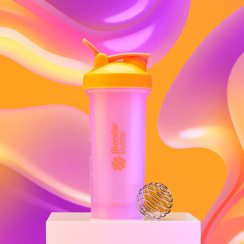 Blender Bottle 28 oz Color of the Month June (Radiant Punch)