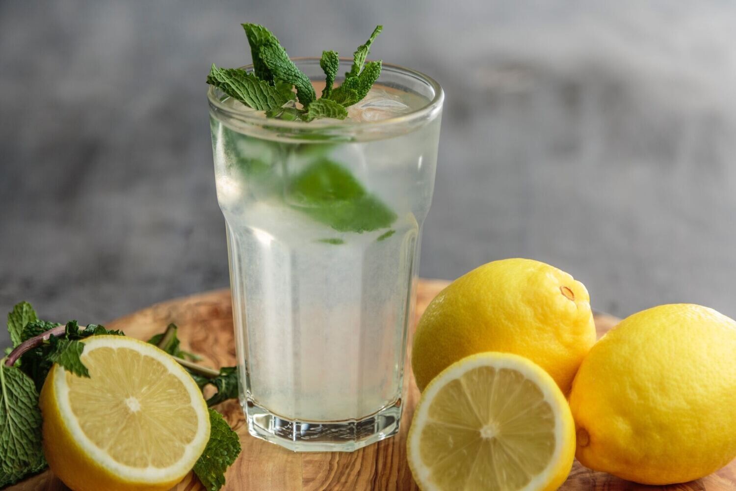 Sugarless Lemonade (Plant-Based)