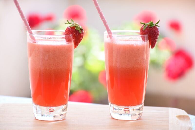 Strawberry Blast Lemonade (Plant Based)