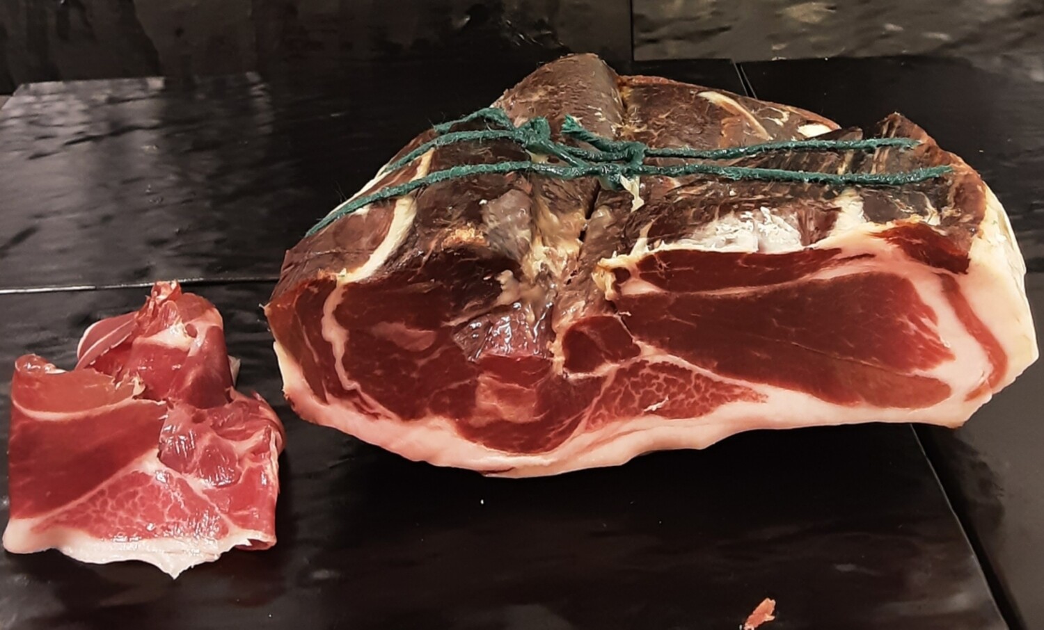 Espatlla ibèrica cebo campo 59,90 €/kg
