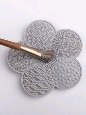 Flower Shaped Makeup Brush Cleaning Tool