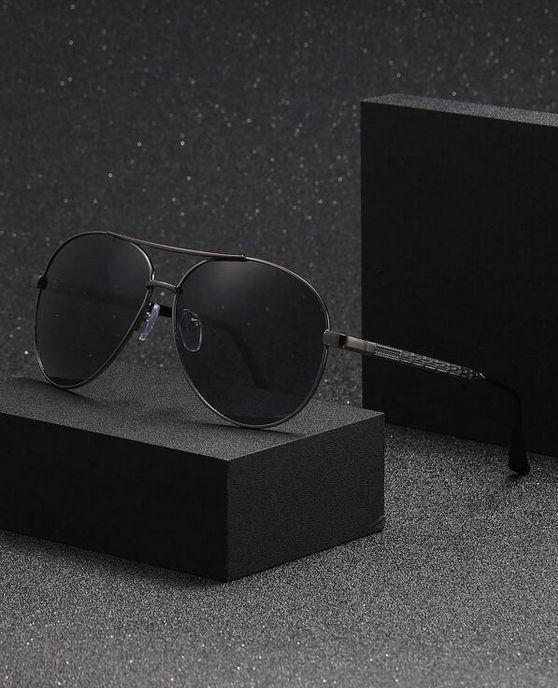 Men Metal Frame Aviator Sunglasses
