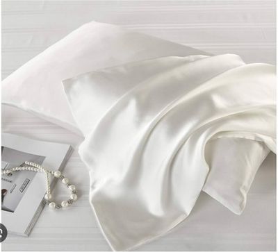 1pc Hypoallergenic Satin Pillowcase