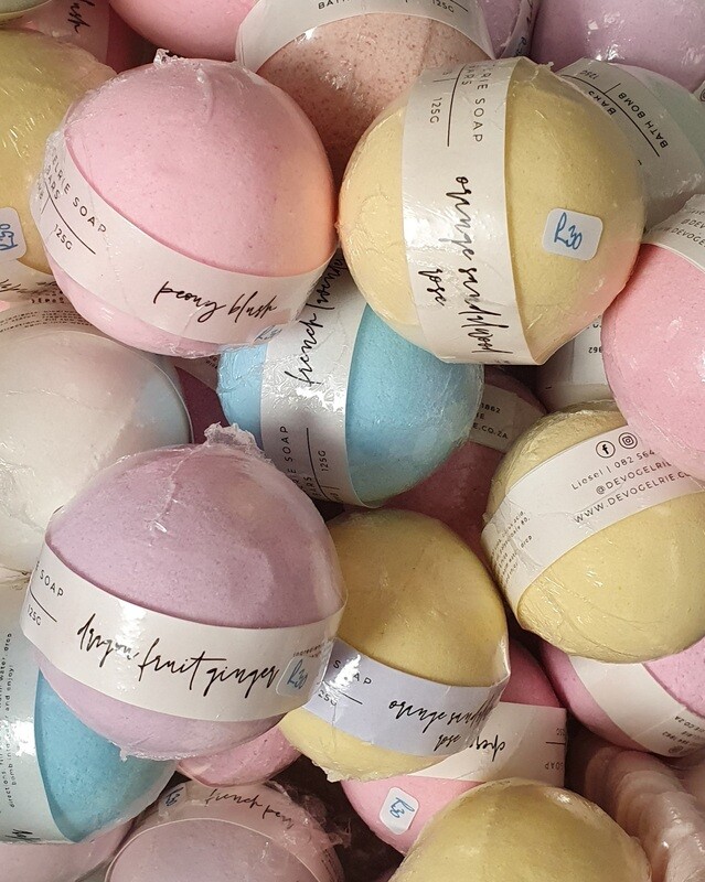 Wild Berry Bath Bomb