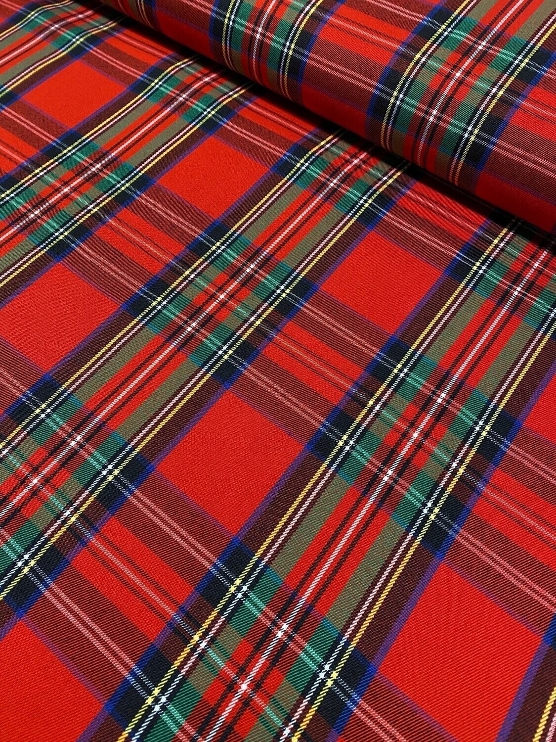 Tissu ecossais rouge