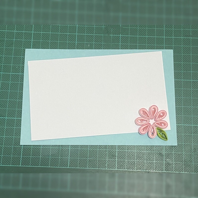 Quilling flower card