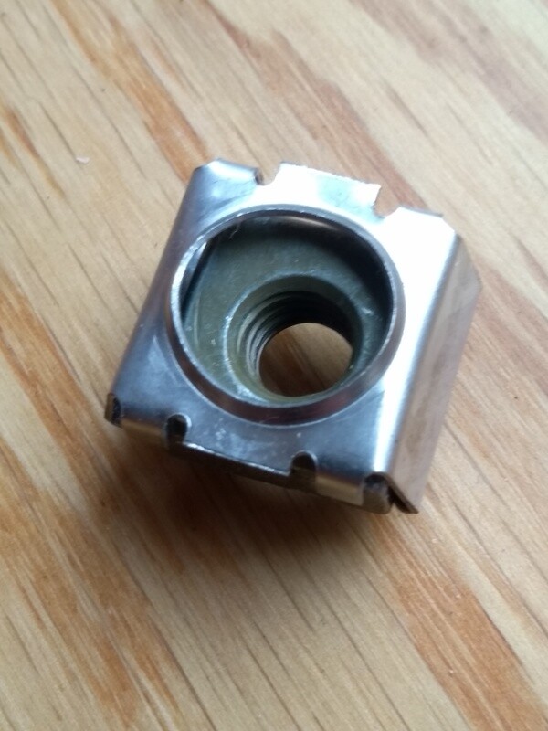 Captive Nut 15 x 12mm M6