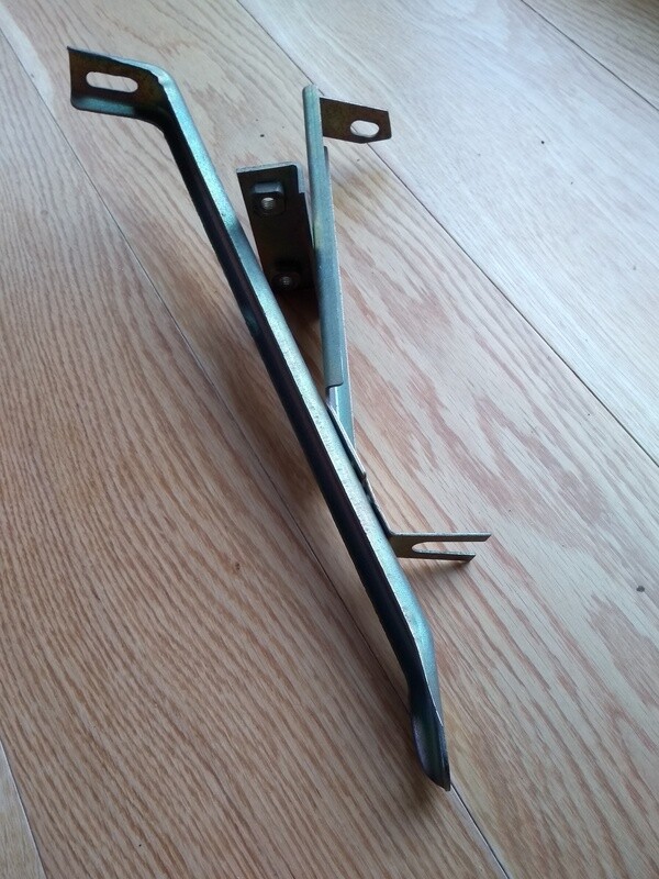 Front Bumper Bracket Left Rancho
