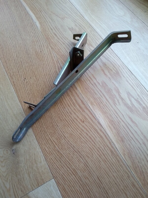 Front Bumper Bracket Right Rancho
