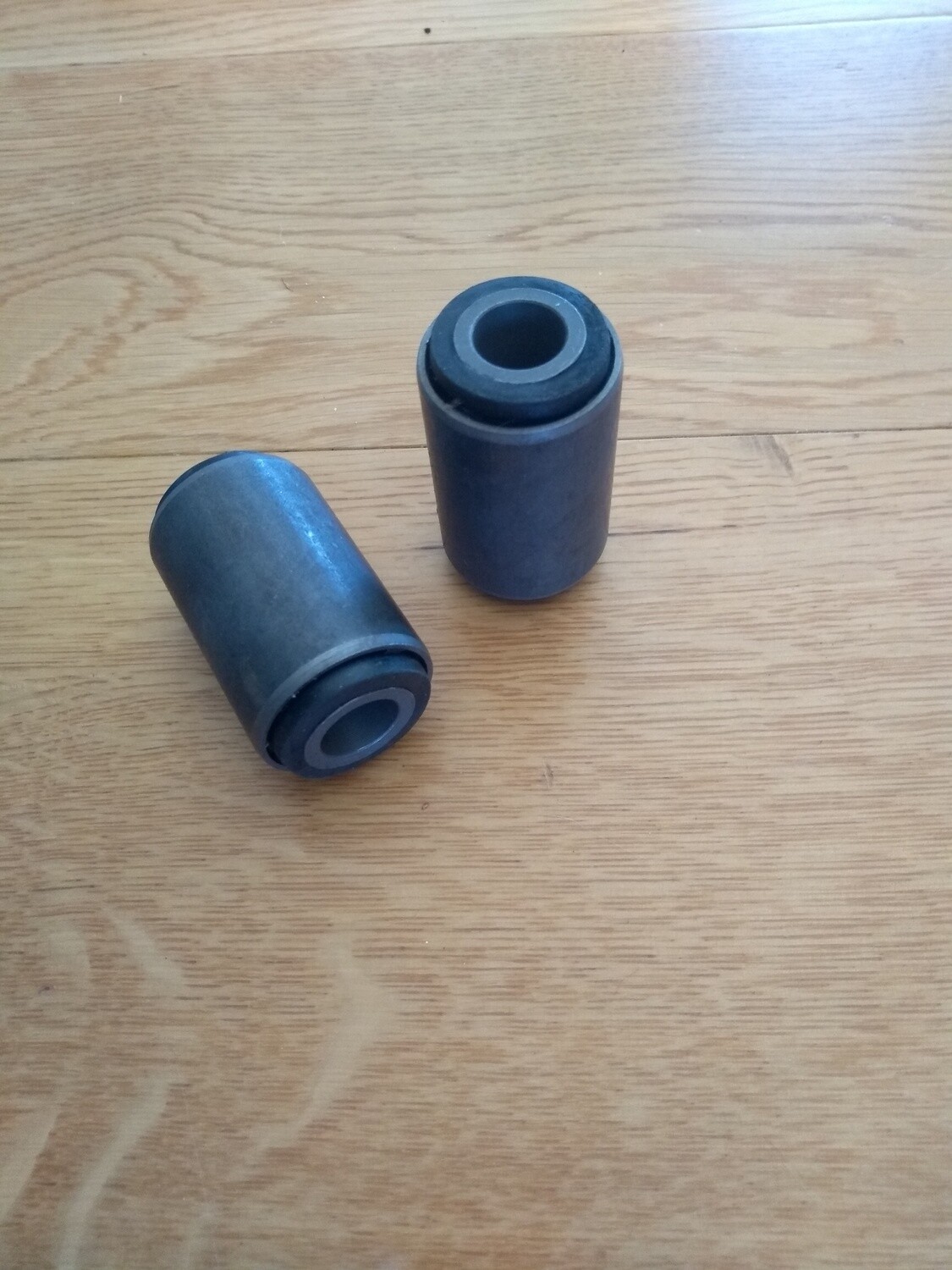 Front Suspension Arm Bushes (Pair) M530