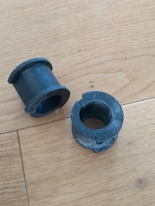 Anti-Roll Bar Rubber Inner Front 1.6