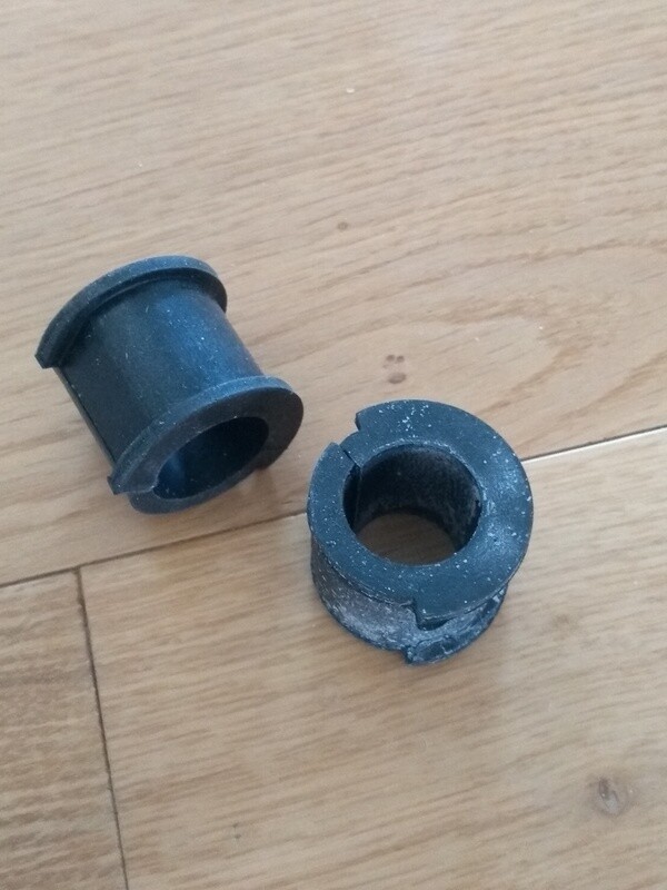 Anti-Roll Bar Rubber Inner Front 2.2