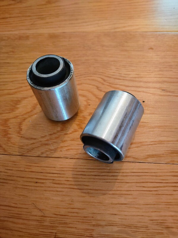 Lower Ft Wishbone Bush No Collar Murena and Bagheera (Pair)