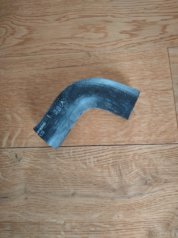 Cooling Hose Murena 1.6/2.2 Top Radiator   00325671