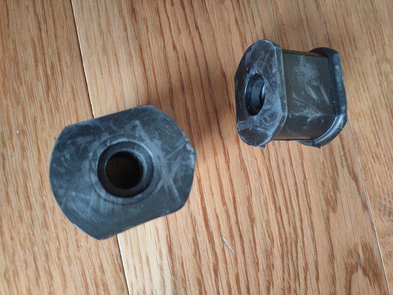 M530 Anti-roll bar Rubber (Pair)