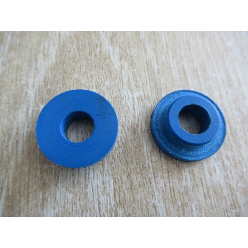 Gearlever Bushes M530 (Pair)