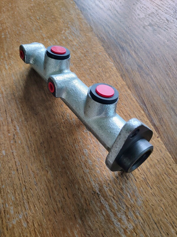 Brake Master Cylinder Bagheera to &#39;79