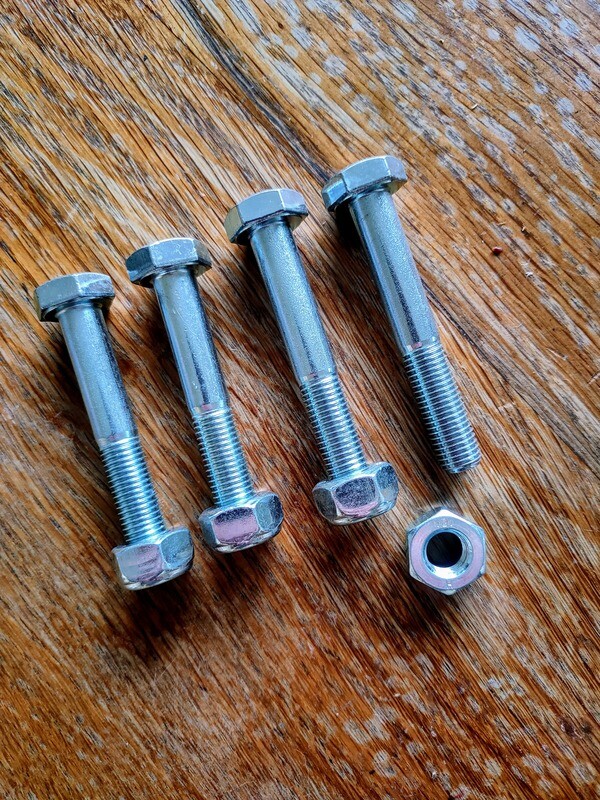 Set of Rear Shock Absorber Bolts M530