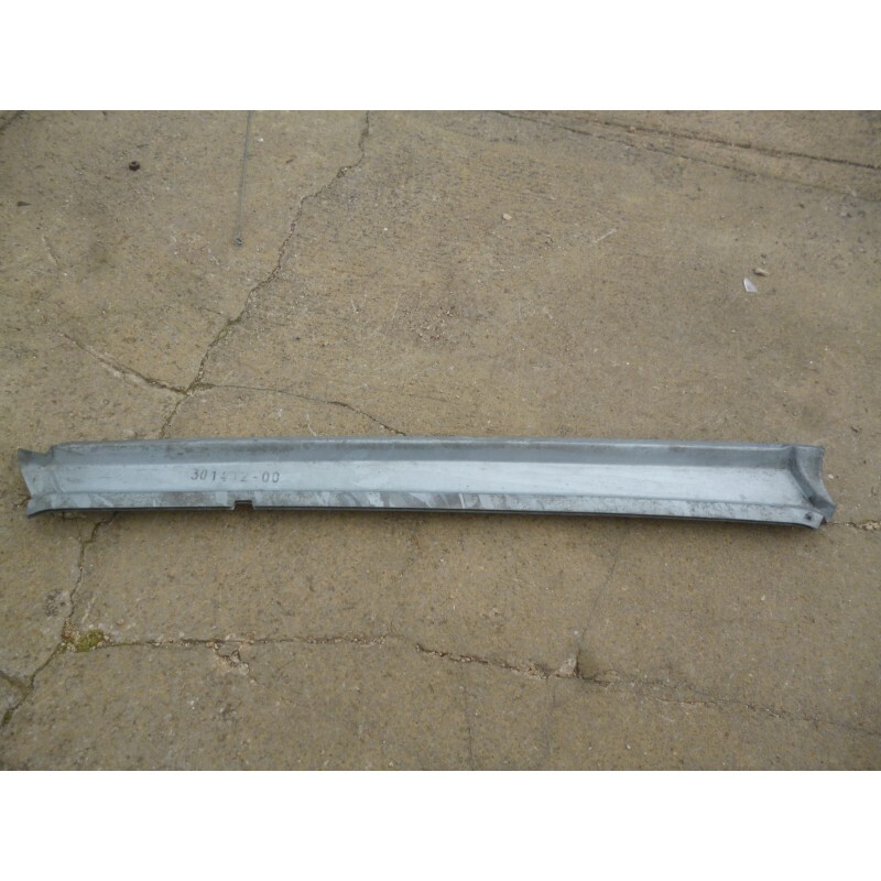 Reinforcement to Windscreen Right Bagheera Series One