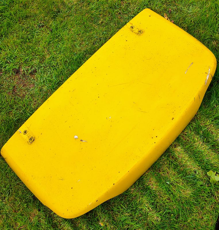 Boot Lid  Yellow over Silver
