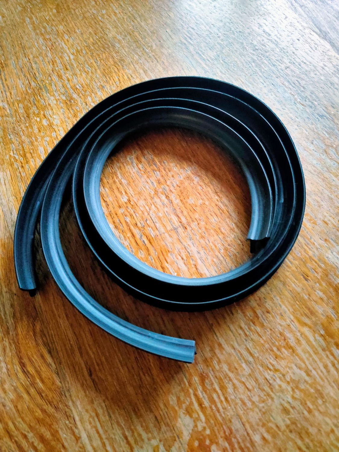 Seals To Outer Door Window Bar Murena
