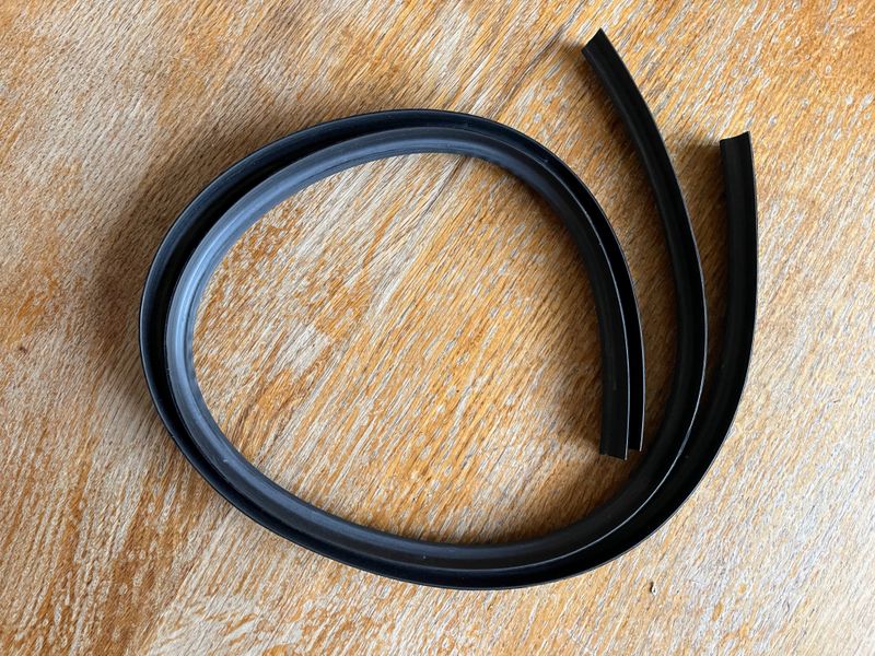 Door Window Rubbing Strip Bagheera (Pair)