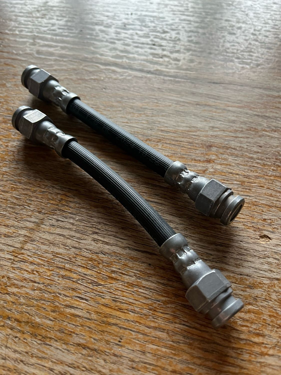 Front Brake Hoses M530