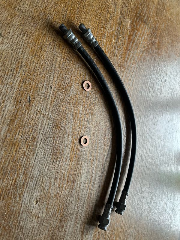 Intermediate Rear Brake Hoses M530