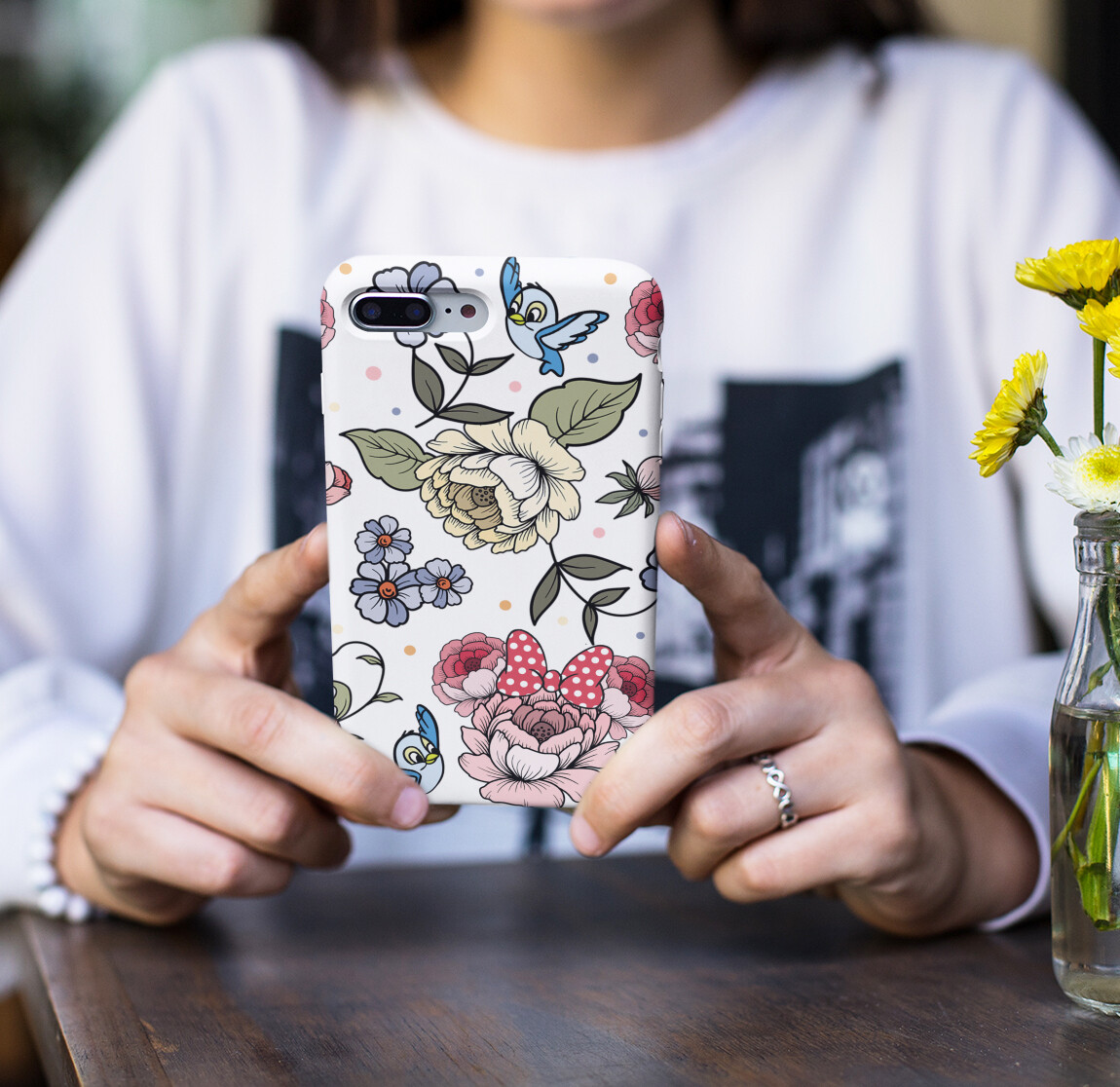 Minnie Flowers Phone Case