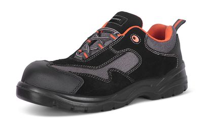 Non Metalic Trainer Shoe