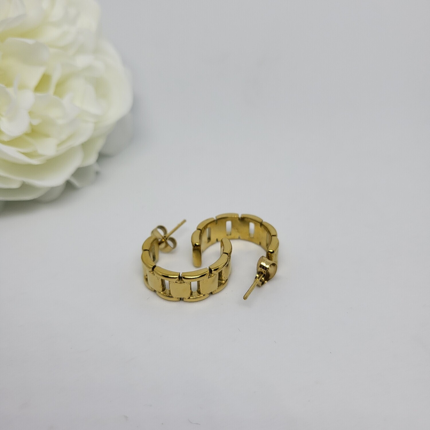 Whelk Earrings