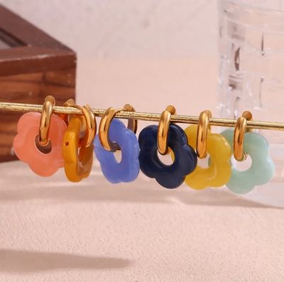 Hoop Earrings with Flower
