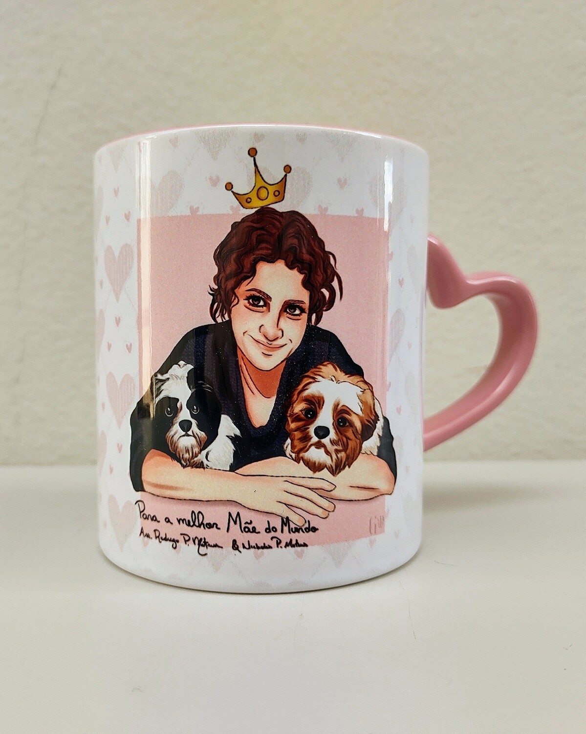 Caneca com detalhes coloridos