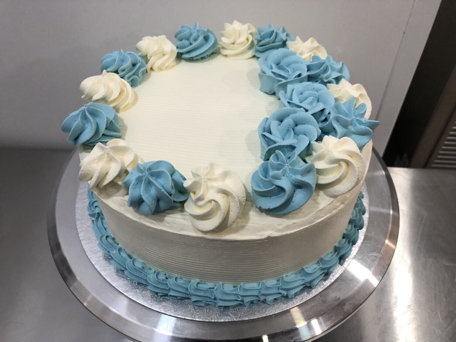 R92 Display cake poster F1045