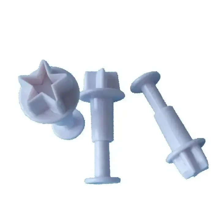 Mini Plastic Stars icing Cutter set  x 1  I587