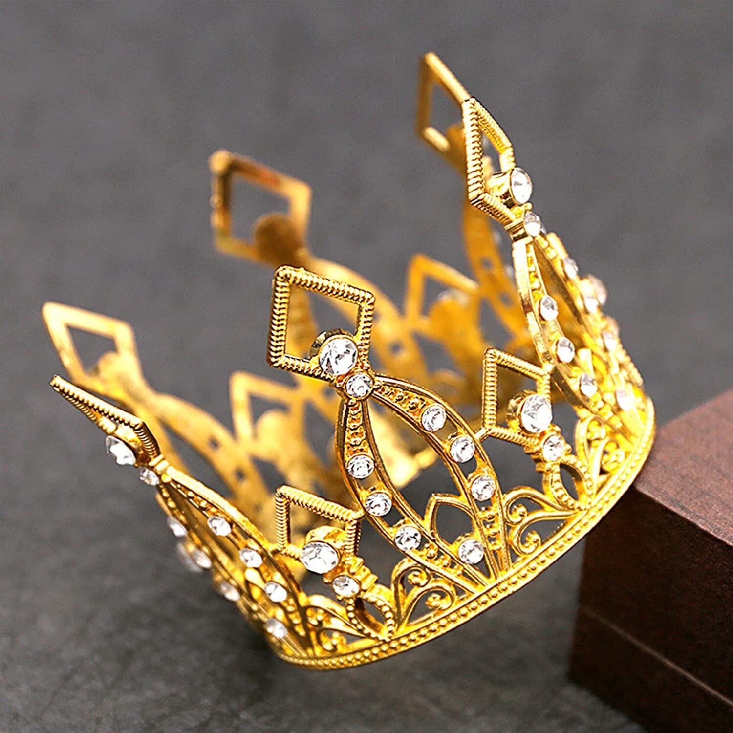 Luxury Crown Topper x 1