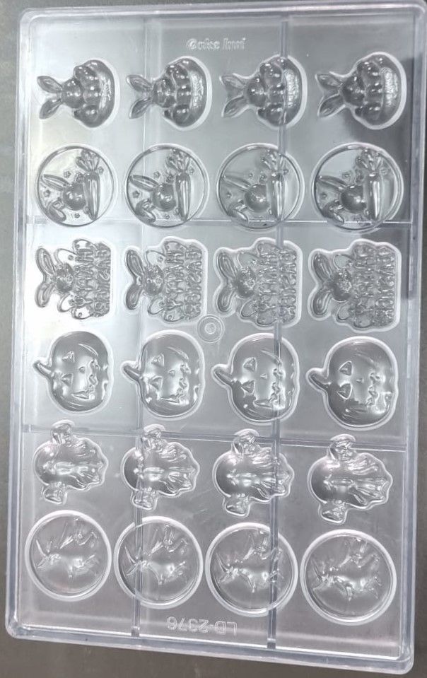 Halloween and Easter  Moulds 1x