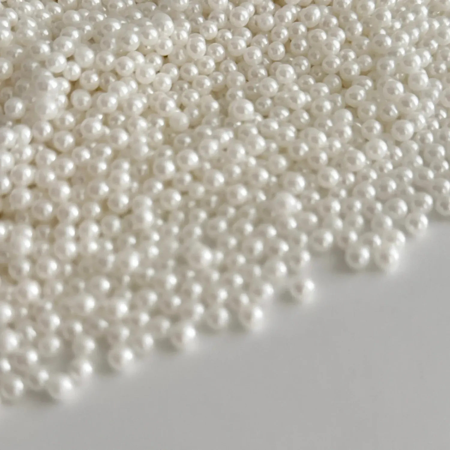 White Pearl Sprinkles 4mm 500g