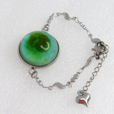 "Green Sphere" Resin Art Chain Bracelet