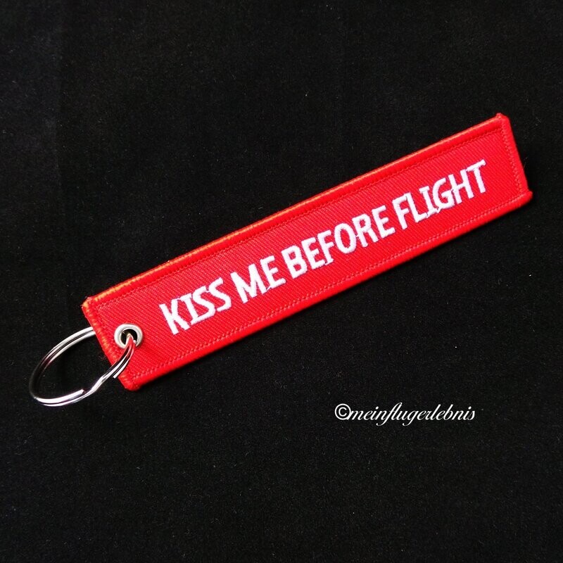 Schlüsselanhänger Schlüsselanhänger "KISS ME BEFORE FLIGHT" rot