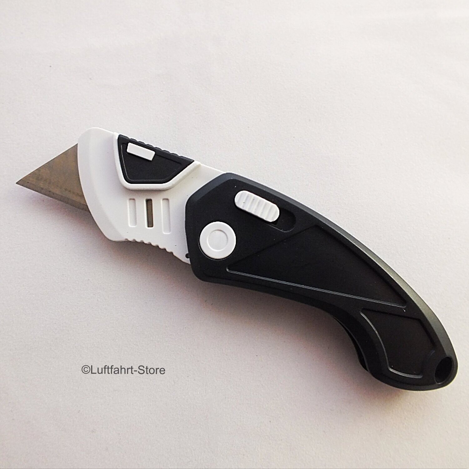 Zusammenklappbares Hobbymesser/ Teppichmesser