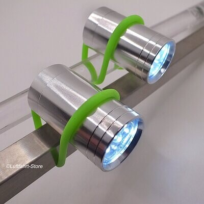 LED-Taschenlampe Chrom mit Silikonschlaufe inkl. Batterie