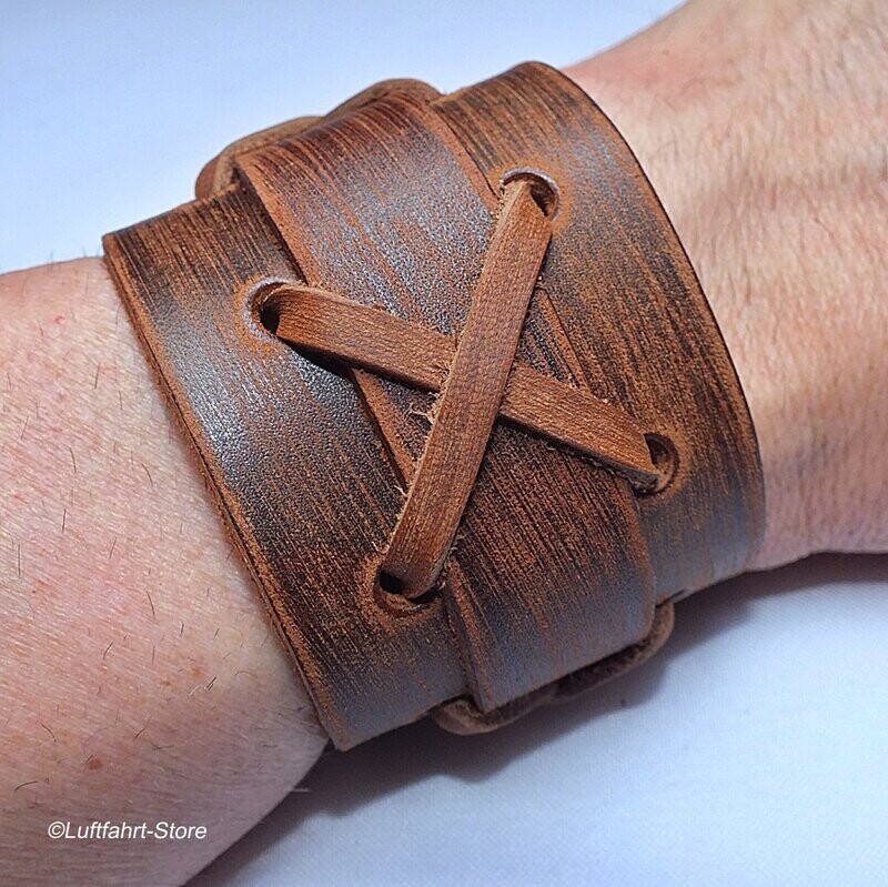 Breites Leder-Armband, mit Schnürung Biker, Braun Breites Leder-Armband, mit Schnürung Biker, Braun