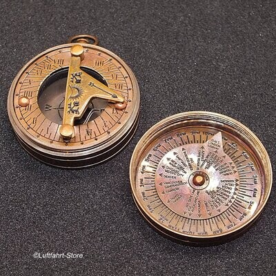 Kompass mit Sonnenuhr aus Messing im Vintagedesign