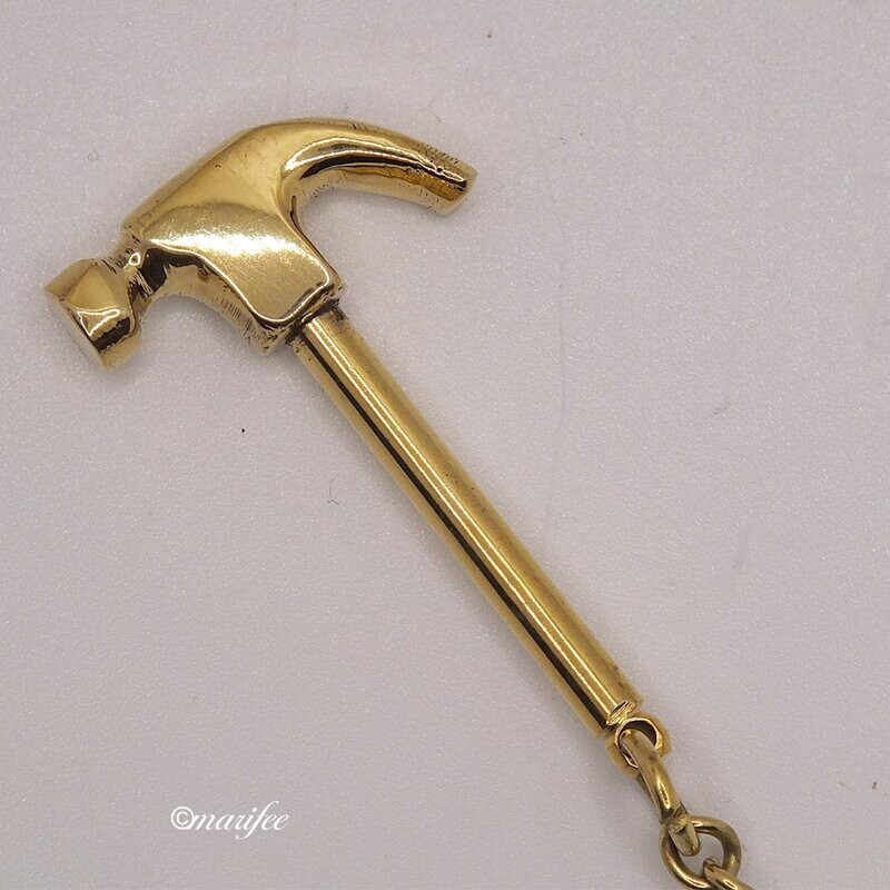 Schlüsselanhänger Klauenhammer 49 x 27 mm, Messing Schlüsselanhänger Klauenhammer 49 x 27 mm, Messing